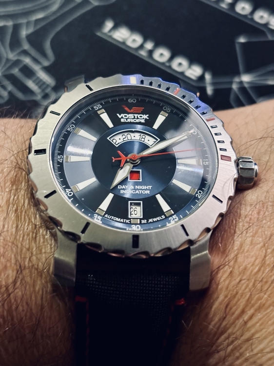 vostok.thumb.jpg.a13aefad43ecc5e1d8dd5e9aeb412a41.jpg