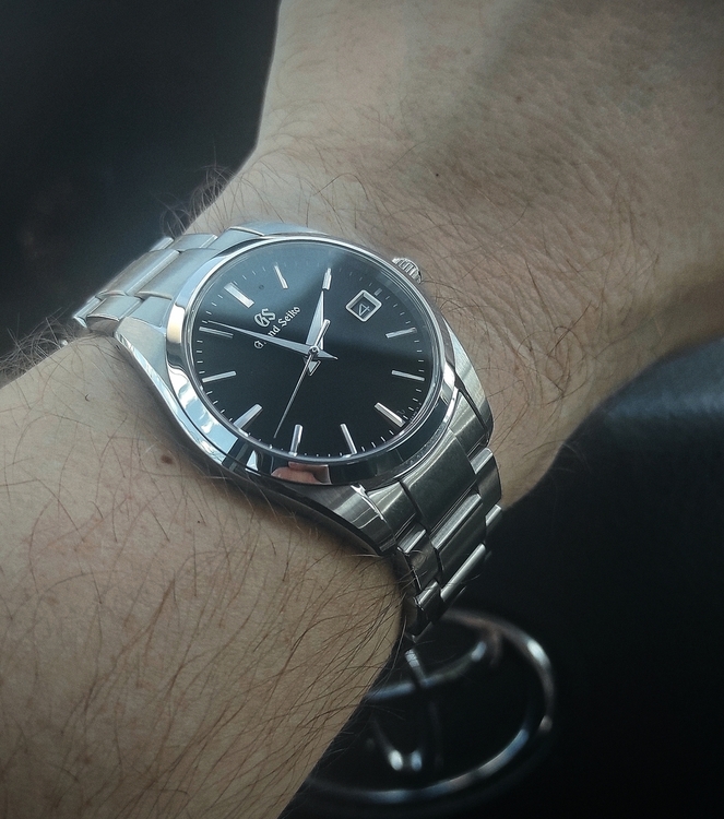 1743775092395 (1).R3.jpg