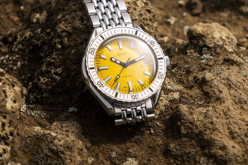 Doxa-Sub-200-Steel-Bezel-Inserts-Collection-accessible-dive-watch-3.jpg