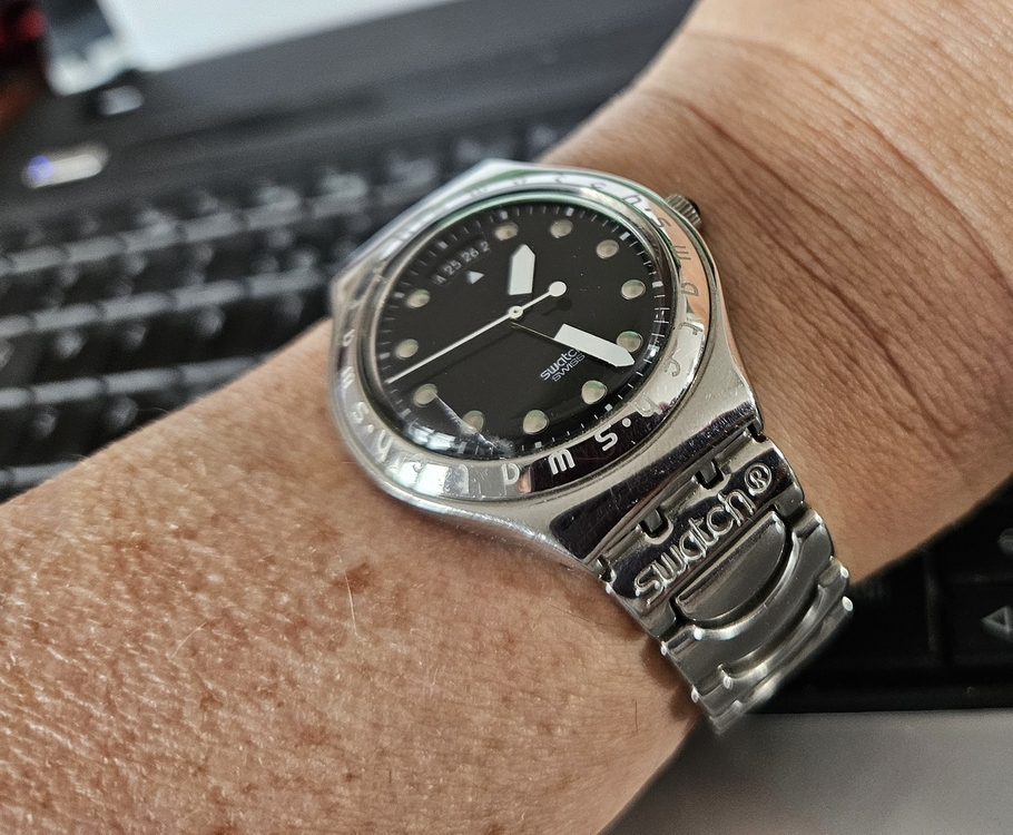 Swatch Irony black .jpg