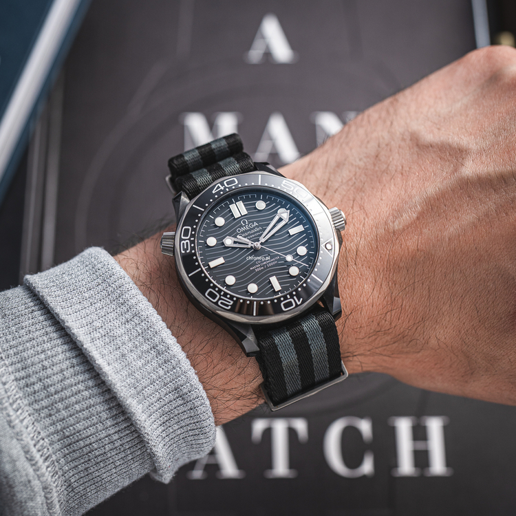 Seamaster 300 Ceramic-03.jpg