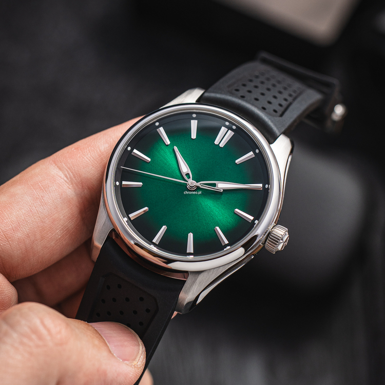 Moser-05.jpg