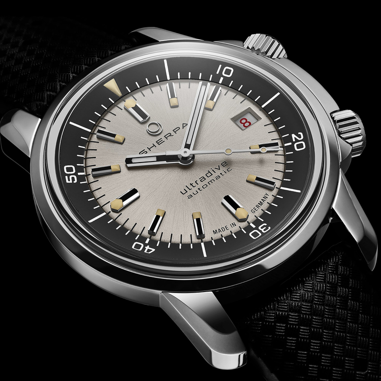 gphg2025_Sherpa_Watches_Ultradive_Tuxedo_v2_003_93b9e79b74.jpg