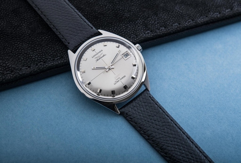 1968-dress-watch-ultra-chron-detail-1.thumb.jpg.007f52486b51db33f7bab973599b7cb2.jpg
