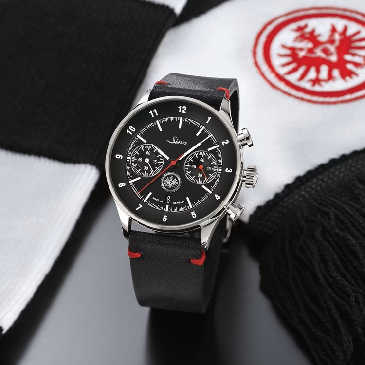 sinn_910_eintracht_p.thumb.jpg.68c145a4a187328e3d4b732c910e61fc.jpg