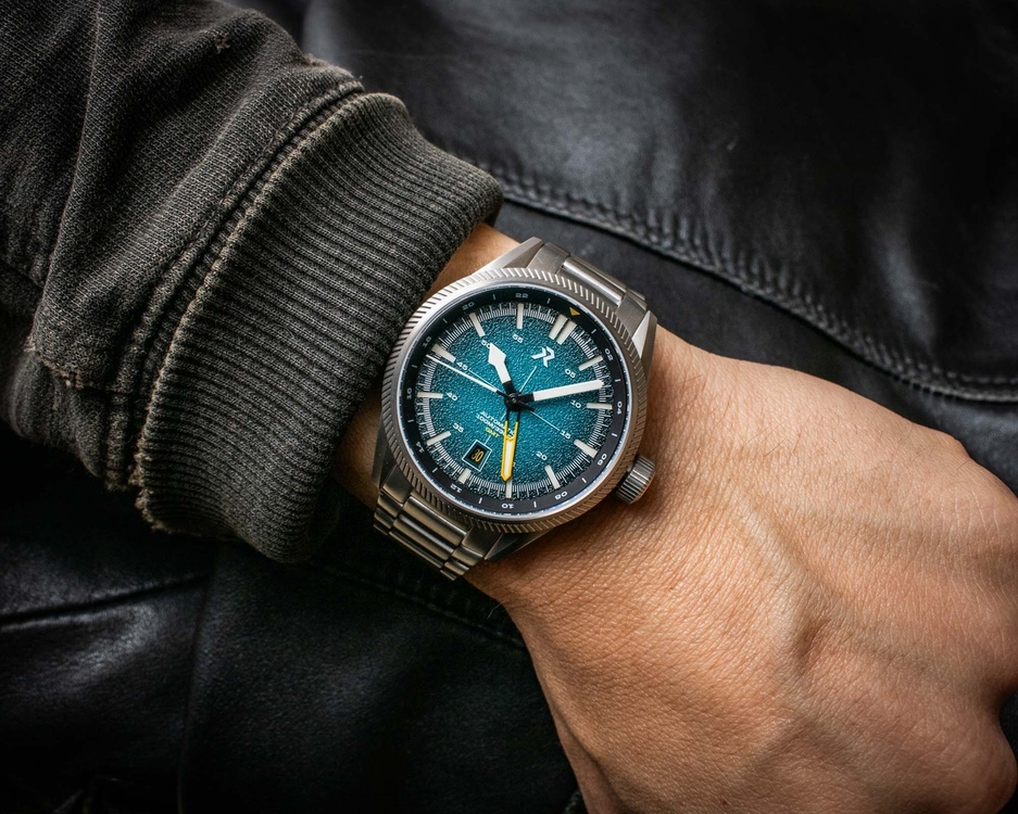 RZE-Fortitude-GMT-Watch-3.thumb.jpg.a42a8c6b126fb710053db5df482c6479.jpg