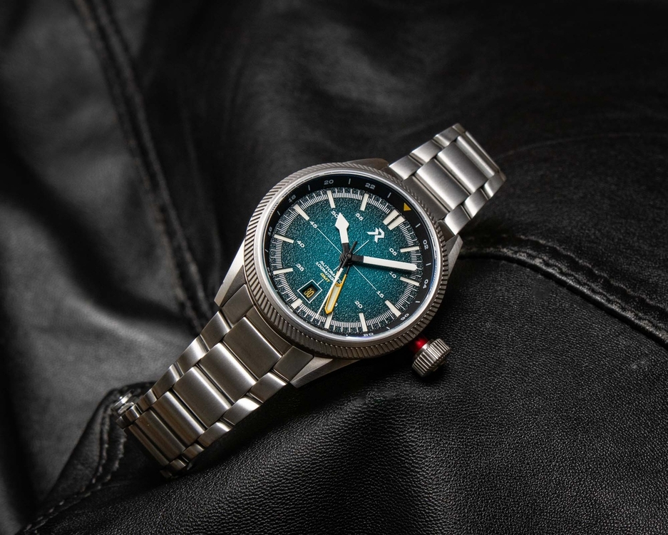 RZE-Fortitude-GMT-Watch-9.thumb.jpg.52cfe0d9ab7af30c1df9bfa520d5152f.jpg