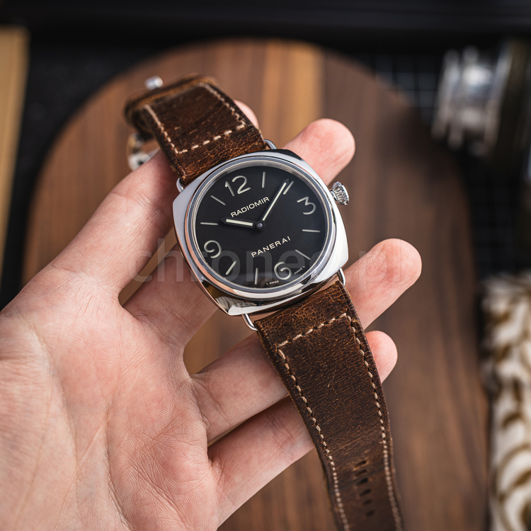 PAM00210-02.jpg