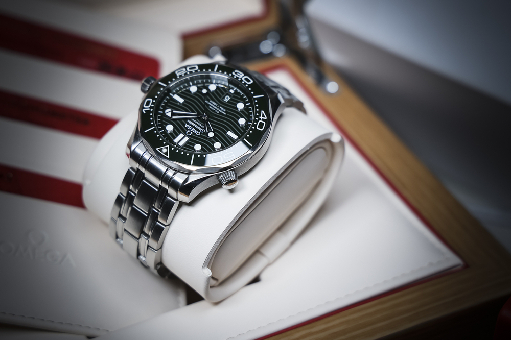 WATCHES SALE DEC25_2-6.JPG