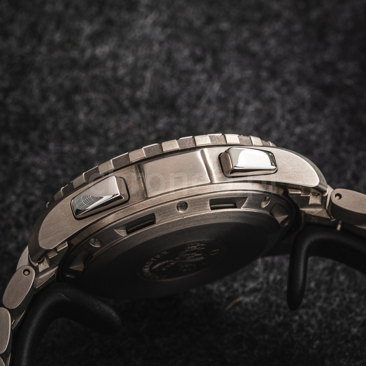 Speedmaster X-33-07.jpg