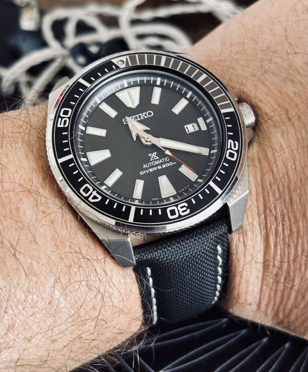 seiko2.jpg.thumb.jpeg.2b42a876ac3ff60d96f2bf85f0160a84.jpeg