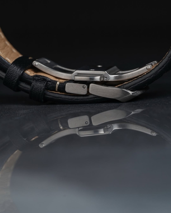 A highly requested addition – now available. ✨The new Laco folding clasp has finally arrived. Mo(3).jpg
