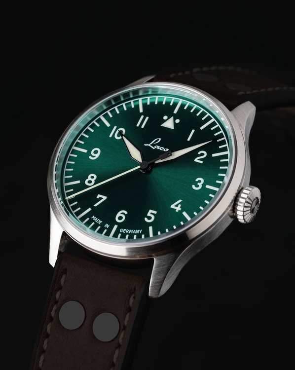 Flieger PRO in green 💚 Alive in every light.The new green dial brings a fresh perspective to th.jpg