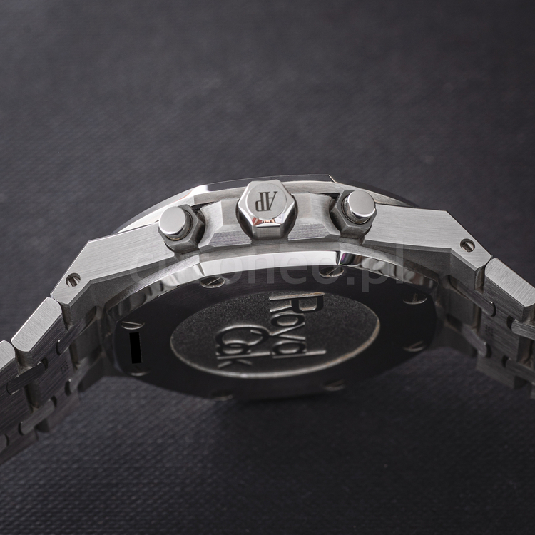 RO Chrono-4.jpg