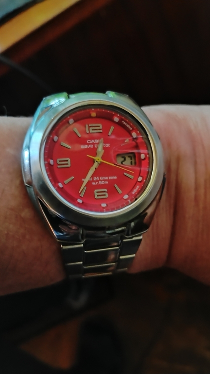 Casio Ceptor Red.jpg