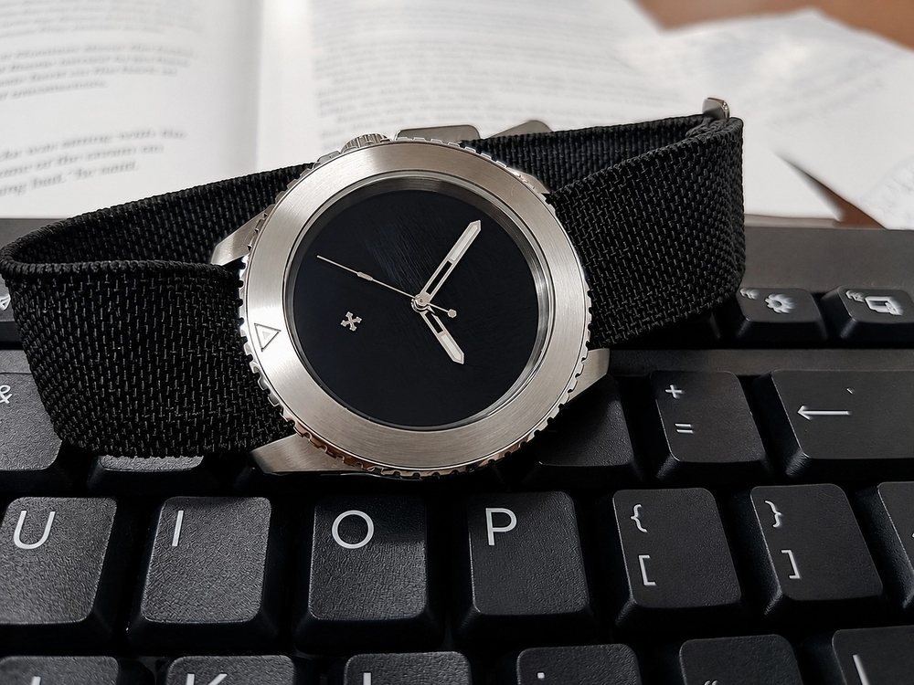 Ultrablackissimus001.jpeg.fe3f4555a89f8d1e517d12af80eeac91.thumb.jpeg.89b0755707e2b527914624948bb10a28.jpeg