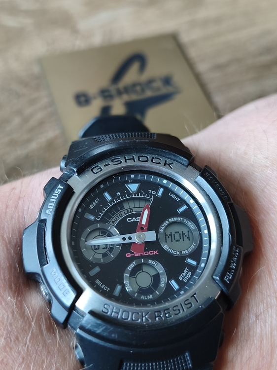 34 CASIO AW-590-1AER.jpg