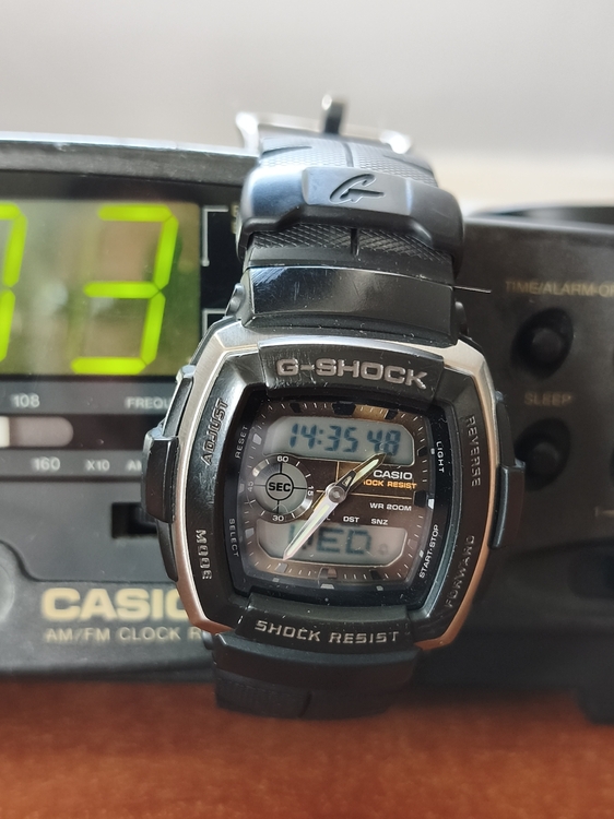 39 CASIO G-353B-5AV.jpg