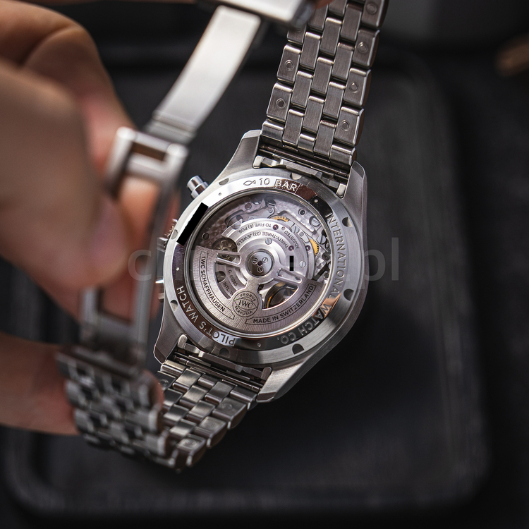 IWC Pilot-3.jpg
