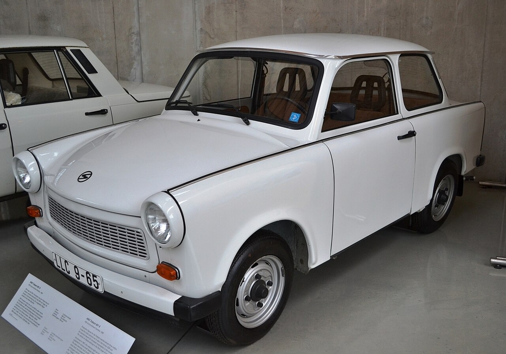 AWZ_Trabant_601S,_Verkehrszentrum_des_Deutschen_Museums.JPG