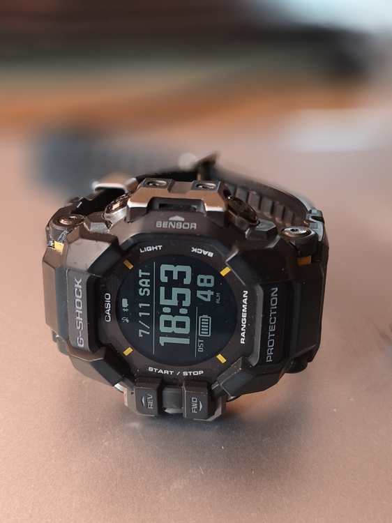 25 CASIO GPR-H1000-1ER.jpg