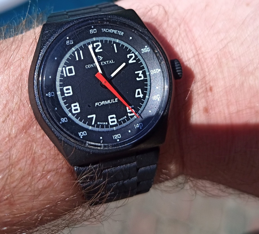 564787900.jpg