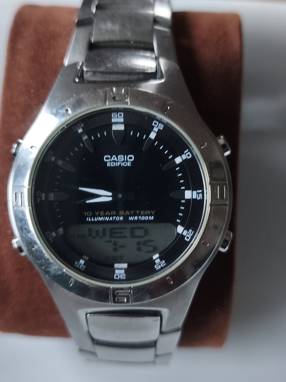 54 CASIOEFA-110D-1A.jpg