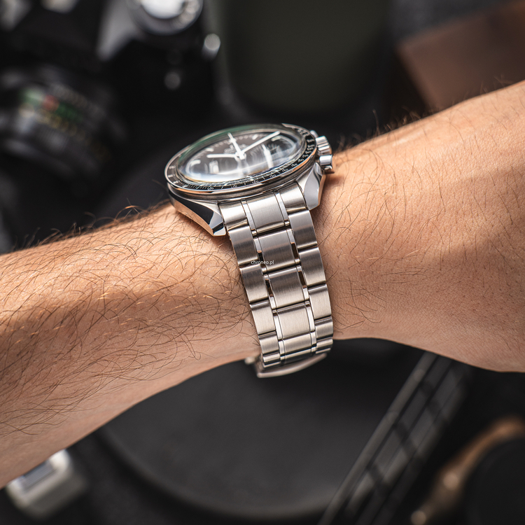 Speedmaster-05.jpg