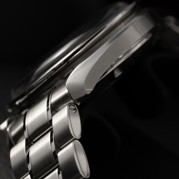 Speedmaster-10.jpg