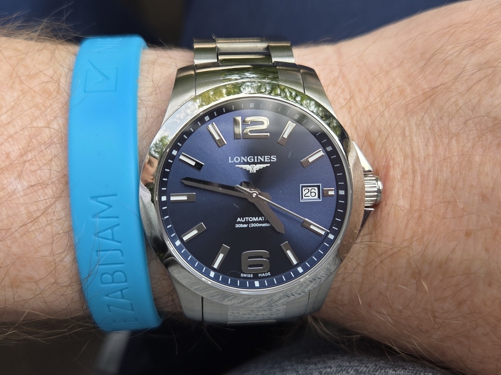 longines.thumb.jpg.6f7120f23fa21d80eff724d18b85d5e6.jpg