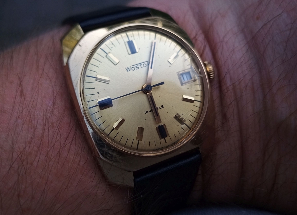 980098-098.jpg